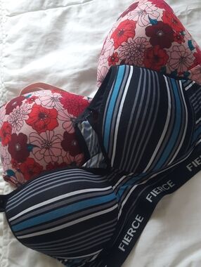 Three Bra And Sports Bra Set